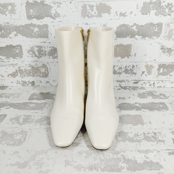 Nordstrom Arazio Kitten Heel White Cream Leather Ankle Booties Size 9 - Picture 3 of 13